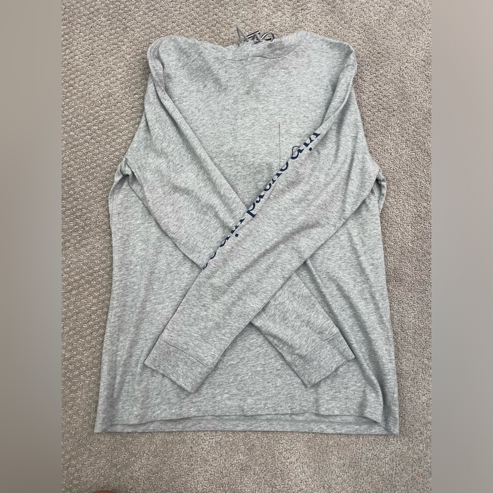 Vineyard Vines Graphic Hoodie PKT Tee